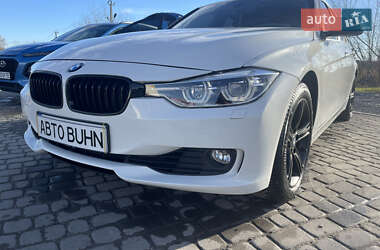 Седан BMW 3 Series 2014 в Львові