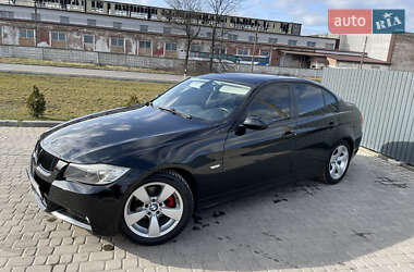 Седан BMW 3 Series 2007 в Великих Мостах