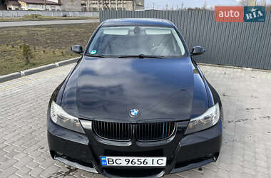 Седан BMW 3 Series 2007 в Великих Мостах