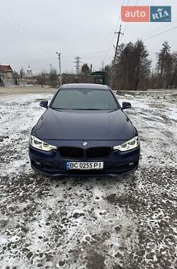 Седан BMW 3 Series 2015 в Львові