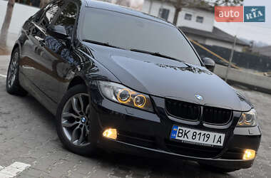 Седан BMW 3 Series 2008 в Рівному