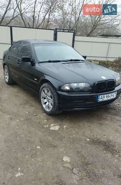 Седан BMW 3 Series 2000 в Городку