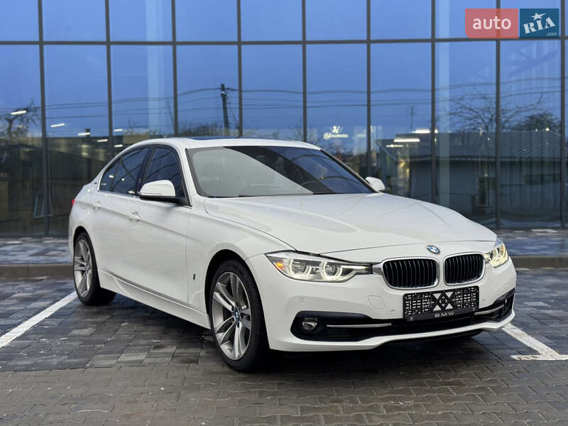 Седан BMW 3 Series 2017 в Киеве
