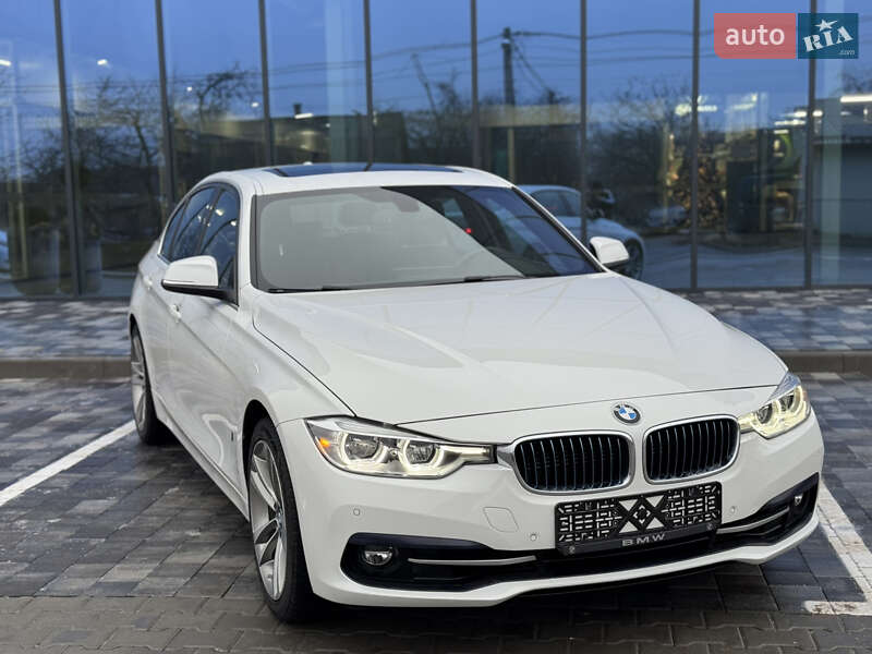 Седан BMW 3 Series 2017 в Киеве