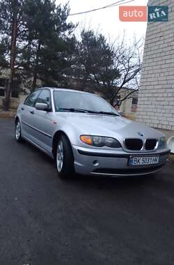 Седан BMW 3 Series 2002 в Заречном