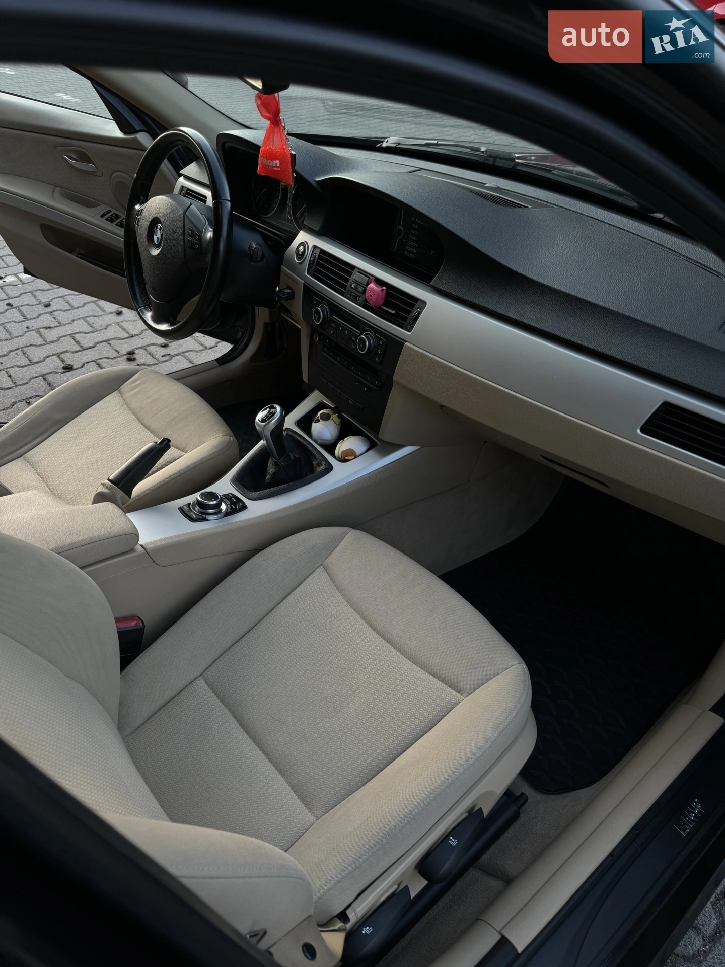 2010 BMW 3er - мініатюра 8