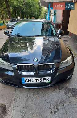 Универсал BMW 3 Series 2010 в 