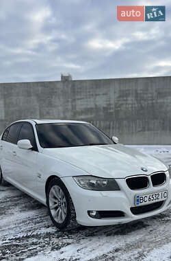 Седан BMW 3 Series 2010 в Львове