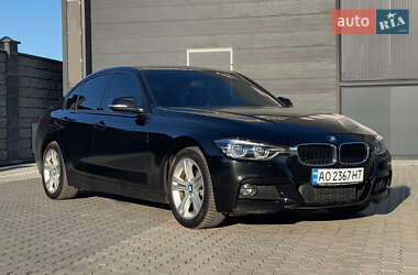 Седан BMW 3 Series 2015 в Ужгороде