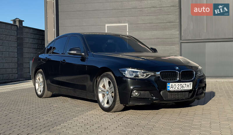 Седан BMW 3 Series 2015 в Ужгороді