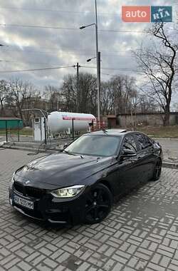 Седан BMW 3 Series 2013 в Львові