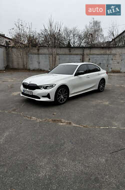 Седан BMW 3 Series 2019 в Нікополі