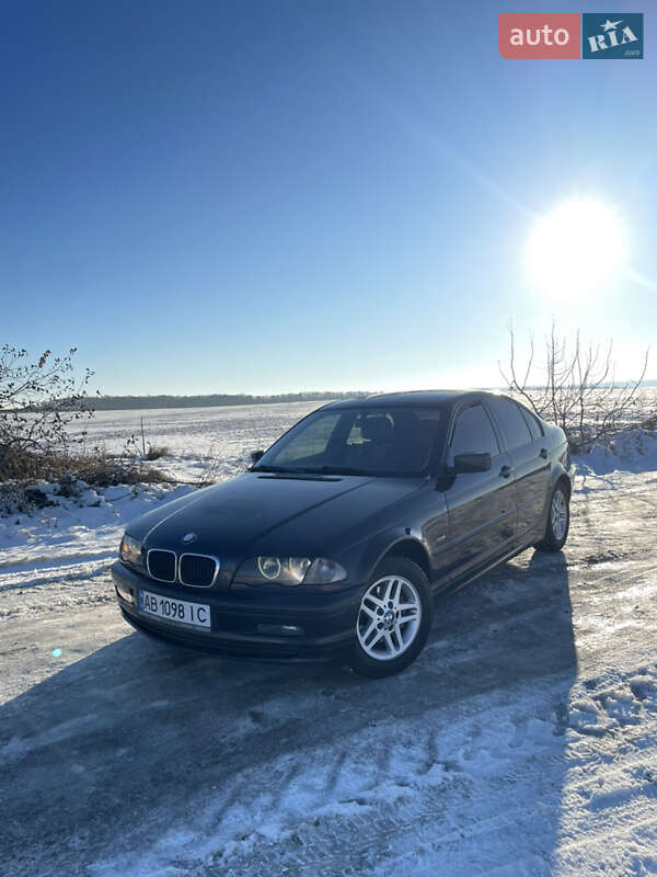 Седан BMW 3 Series 2000 в Виннице