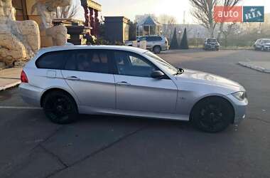 Универсал BMW 3 Series 2006 в Черноморске