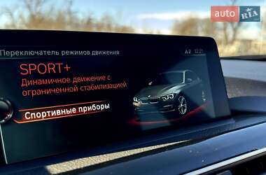 Седан BMW 3 Series 2017 в Чернівцях