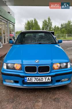 Седан BMW 3 Series 1996 в Вараші