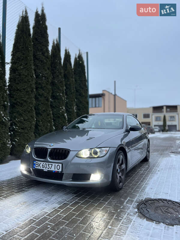 Купе BMW 3 Series 2008 в Рівному