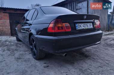 Седан BMW 3 Series 2003 в Заречном