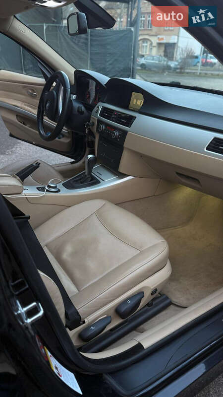 Седан BMW 3 Series 2006 в Луцке