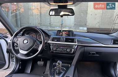 Седан BMW 3 Series 2015 в Миколаєві