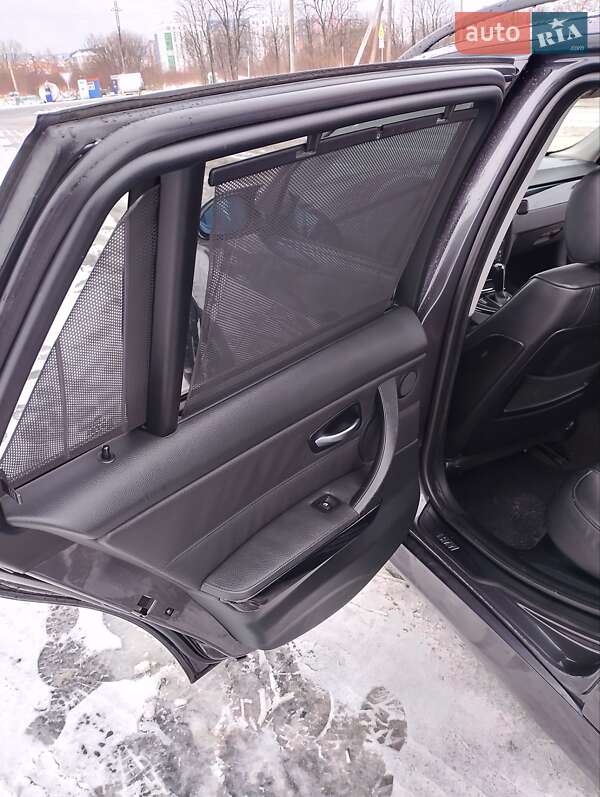 Універсал BMW 3 Series 2005 в Винниках
