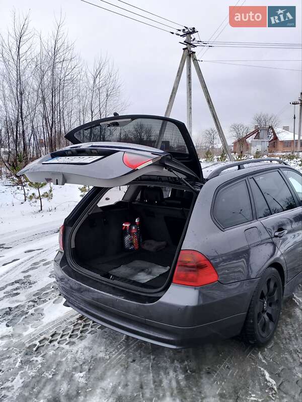 Універсал BMW 3 Series 2005 в Винниках