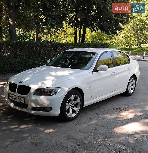 BMW 3 Series 2009