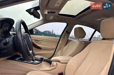 Седан BMW 3 Series 2015 в 