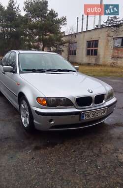 Седан BMW 3 Series 2002 в Зарічному