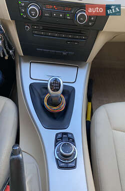 Универсал BMW 3 Series 2011 в 