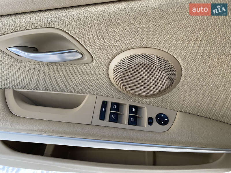 Універсал BMW 3 Series 2011 в Бориславі