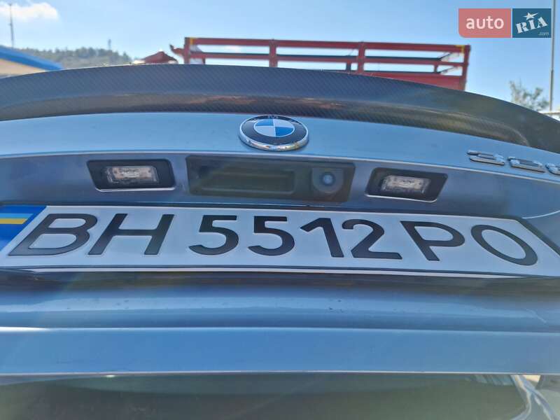 Кабриолет BMW 3 Series 2010 в Южном фото 10 Кабриолет BMW 3 Series 2010 в Южном