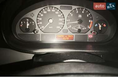 Купе BMW 3 Series 2002 в 