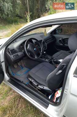 Купе BMW 3 Series 2002 в 
