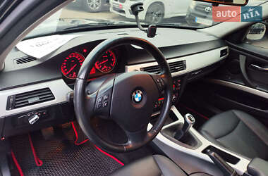 Седан BMW 3 Series 2010 в Харькове