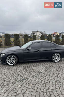 Седан BMW 3 Series 2012 в Жовкві