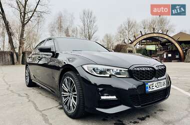 Седан BMW 3 Series 2022 в Дніпрі