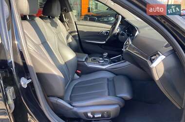 Седан BMW 3 Series 2019 в 