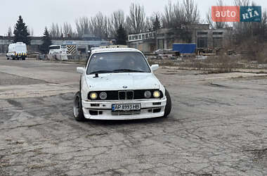 Седан BMW 3 Series 1989 в Запорожье