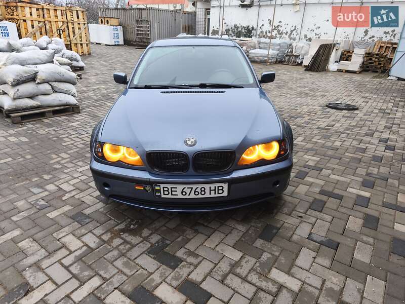 Седан BMW 3 Series 2003 в Николаеве