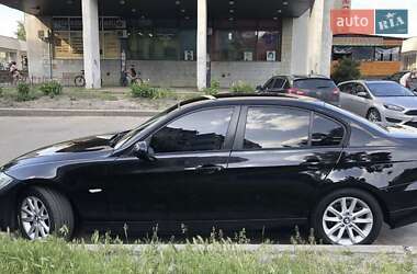 Седан BMW 3 Series 2005 в Чернігові