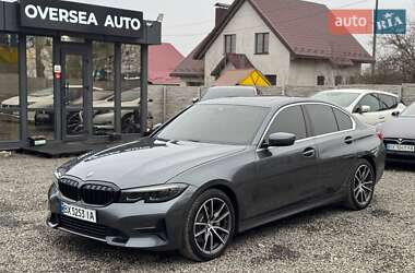 Седан BMW 3 Series 2019 в Хмельницком