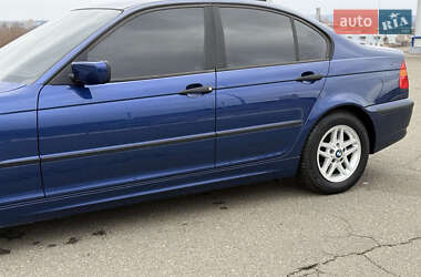 Седан BMW 3 Series 2004 в 