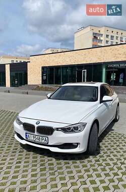 Седан BMW 3 Series 2012 в Львові