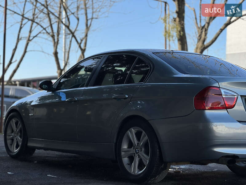 Седан BMW 3 Series 2007 в Мукачевому