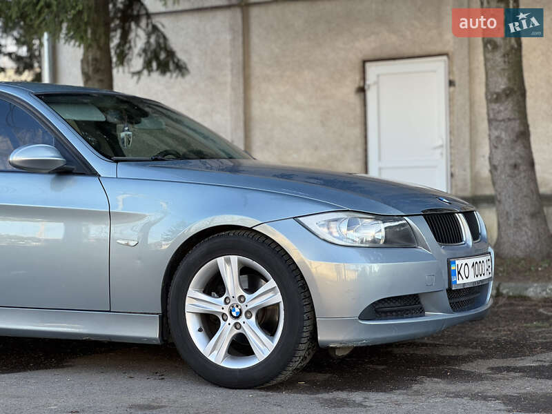 Седан BMW 3 Series 2007 в Мукачевому