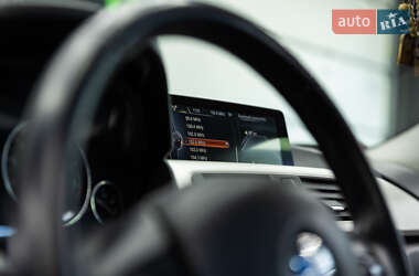 Седан BMW 3 Series 2016 в 