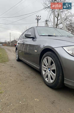 Универсал BMW 3 Series 2009 в 