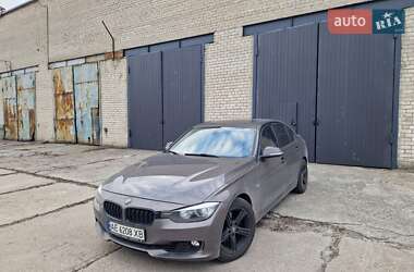 Седан BMW 3 Series 2014 в Дніпрі