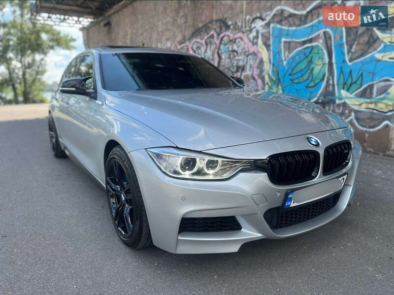 Седан BMW 3 Series 2013 в 
